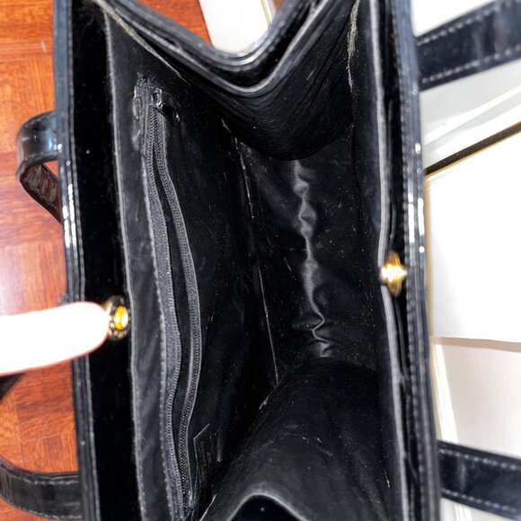 Stylish Leather Alligator Skin Inspired Black Tote Bag Purse - Picture 7 of 7